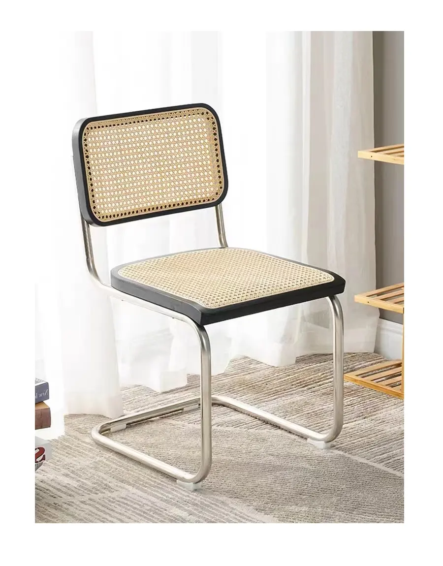 Respaldo de ratán real de madera maciza más barato con cojín de cuero Pu, marco de acero inoxidable, silla CESCA con brazo, silla de comedor