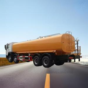 Xe tải trình duyệt nước phổ biến phổ biến để làm sạch đường - Product Image 1