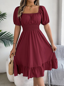 Vestido casual de cuello cuadrado y manga corta con corte en A, cintura ajustada y dobladillo con volantes, elegante y sofisticado para mujer. - Product Image 3