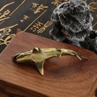 Figurine de requin en laiton de style antique transfrontalier pour service à thé, décoration de bureau, présentation animale, artisanat