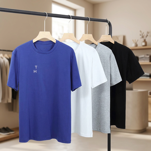 T-shirt pour homme 100% coton à manches courtes, col rond, coupe classique, décontracté, respirant, tissu tricoté, logo brodé sur le devant - Product Image 3