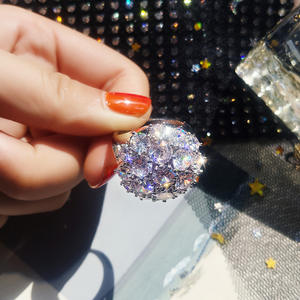 Anillo de Cristal con Tres Joyas, Oro Rosa y Plata, Engaste Pavé, Forma de Bola, Joyería de Compromiso - Product Image 4