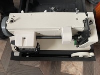 Machine à Coudre Industrielle à Bras Long de 9 Pouces avec Pied Entraîneur, Point Droit et Zigzag