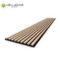 Bandes LED décoratives en chêne Panneaux muraux acoustiques à lattes de bois Akupanel pour la maison