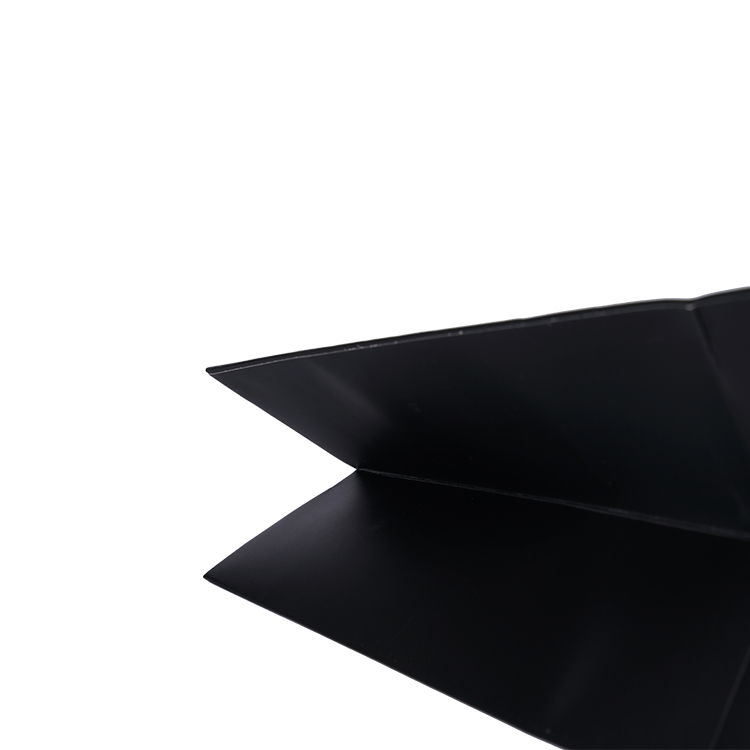 Hot shopping boutique paper bag mini clothes party black luxury gift custom logo paper bag with handle