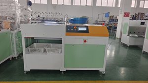 Machine automatique multi-fils pour l'enroulement de bobines de fils fins et épais, <span class=keywords><strong>enrouleur</strong></span> de bobines pour fil dentaire et fil à coudre - Product Image 4