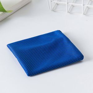 Microfiber Quick-Dry Plain Dyed Solid Color Sports Towel (Rectangle/Square Shape) for Outdoor Use - Product Image 2