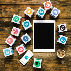 Acelerador de Crecimiento en Redes Sociales: Dirigibilidad Precisa, Autoridad de Marca Escalable y Sistemas de Motor de Engajamiento de Alta Conversión - Product Image 1