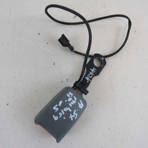 Attacco Cintura di Sicurezza Anteriore Sinistro Usato per Chevrolet Nubira Mk2 2003-2009 (79050) - Product Image 1