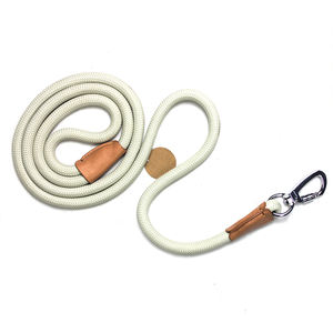 Correa de Tracción de Nailon Trenzado Personalizada de Lujo para Mascotas Pequeñas, Ajustable, con Cintas Sólidas - Product Image 4