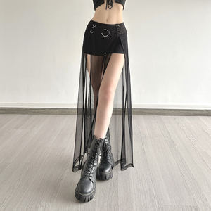 กระโปรงยาวทรงเข้ารูปสไตล์โกธิคพังก์ แต่งผ้าตาข่ายและผ้าปะติด  พร้อมกางเกงซับในแบบมีรอยผ่า  ตกแต่งด้วยหัวเข็มขัดโลหะ - Product Image 2