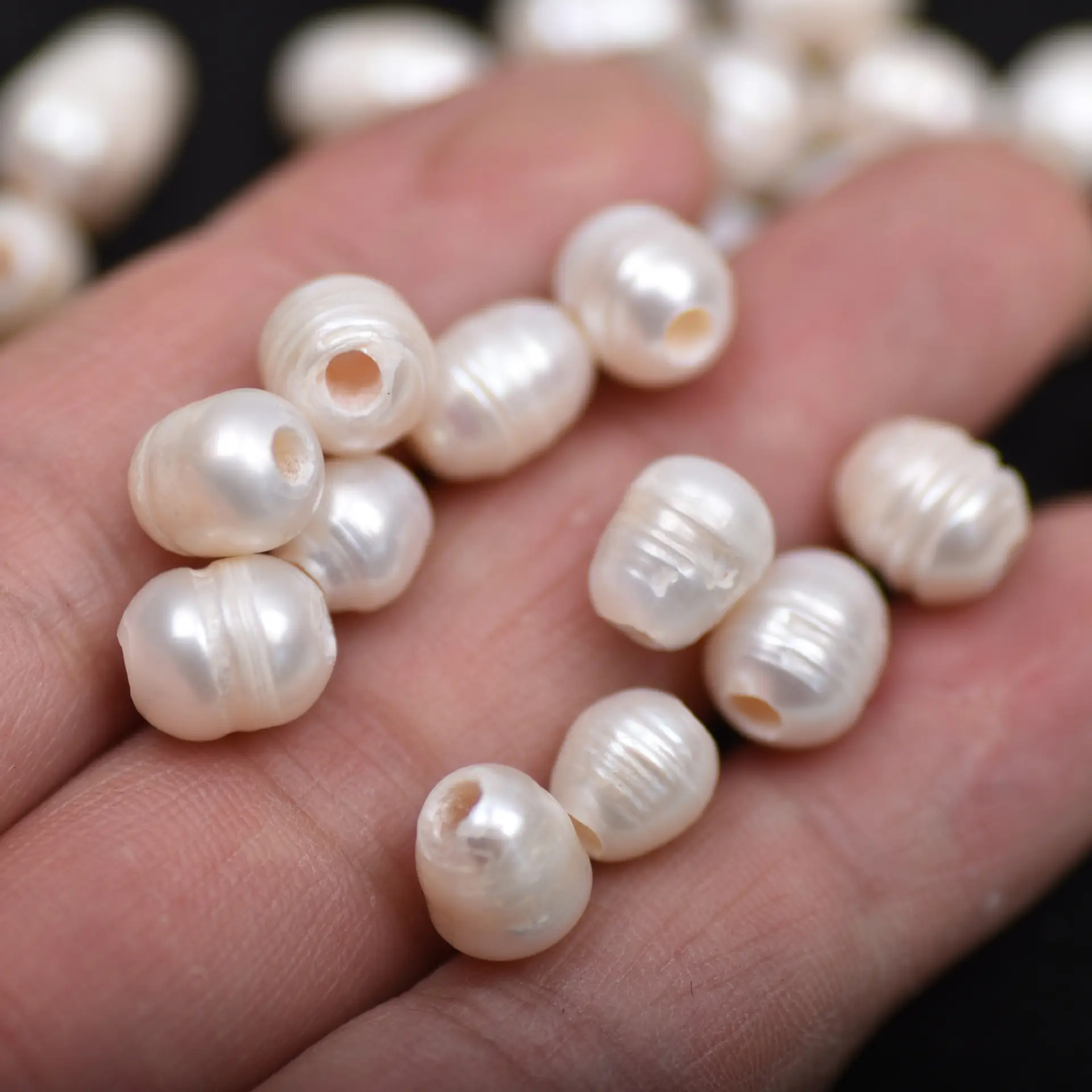 Perles naturelles en forme de riz de culture d'eau douce 8x10mm, grosses perles de 2mm à gros trous, offre spéciale