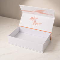 Boîte cadeau électronique magnétique de luxe avec port de charge intégré, blanc mat, logo personnalisé, vente en gros, fournisseur OEM ODM