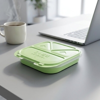 Conteneur alimentaire carré jetable transparent en PP avec charnière en plastique, épaisseur 0,6 mm, logo personnalisé pour nouilles