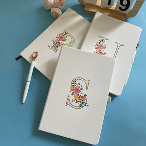 สมุดบันทึกนักเรียนดีไซน์ทันสมัย หนังเทียม ปรับแต่งได้ 26 ตั<span class=keywords><strong>ว</strong></span>อักษร สมุดบันทึก<span class=keywords><strong>ว</strong></span>างแผนเ<span class=keywords><strong>ว</strong></span>ลา - Product Image 2