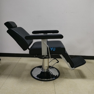 Fauteuil de barbier style antique noir et or, capitonné en cuir, avec pompe hydraulique et base ronde, pour la coiffure, à vendre - Product Image 5