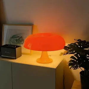 Camera da letto comodino caffetteria soggiorno decorazione illuminazione decorazione interna lampada da tavolo arancione fungo Led