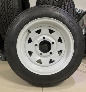 Conception populaire 8 rayons Triangle trou blanc noir <span class=keywords><strong>13</strong></span> 14 15 16 17 <span class=keywords><strong>pouces</strong></span> jantes <span class=keywords><strong>remorque</strong></span> roue 4x4 Sport <span class=keywords><strong>jante</strong></span> - Product Image 4