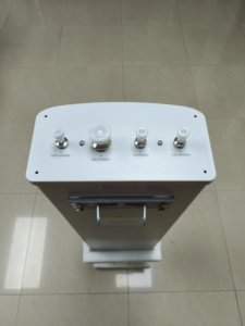 Antena de Estación Base Inalámbrica Multibanda para Exteriores de 750 a 5900 MHz - Product Image 3
