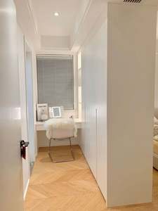 Armario Doble de Lujo con Vestidor y Organizador de Almacenamiento Premium Personalizado - Product Image 6