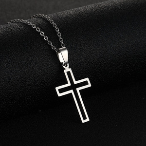 Collier <span class=keywords><strong>Scapulaire</strong></span> Orthodoxe Chrétien Catholique 2026 en Acier Inoxydable Plaqué Or avec Pendentif Croix de Jésus pour Femmes et Hommes - Product Image 5