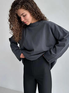 Camiseta Holgada de <span class=keywords><strong>Manga</strong></span> Larga de Moda, Color Sólido Simple, Estilo Urbano, 100% Algodón de Alta Calidad, Colección Primavera 2025 - Product Image 6