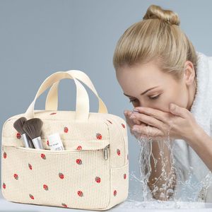 Fourniture d'usine personnalisé mignon impression velours côtelé Portable Promotion mode dames doux pochette à fermeture éclair sac de maquillage sac cosmétique - Product Image 6