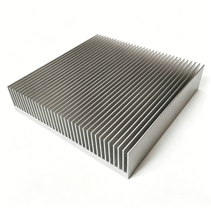 Dissipateur thermique extrudé de forme carrée haute performance 200(L)*44(H)*200(P)mm en <span class=keywords><strong>AL</strong></span> 6063 T5 avec petit pas - Product Image 1