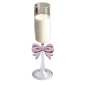 <span class=keywords><strong>Verre</strong></span> <span class=keywords><strong>à</strong></span> <span class=keywords><strong>pied</strong></span> en <span class=keywords><strong>verre</strong></span> borosilicate transparent de style mignon avec nœud papillon pour cocktails et <span class=keywords><strong>vin</strong></span> rouge - Product Image 5