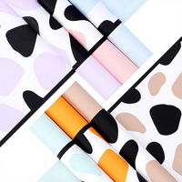 Xihuanong Giraffen-Dschungel-Design OPP Blumenverpackungspapier Wasserdichtes Plastik-Geschenkpapier für Floristen und Blumenarrangements