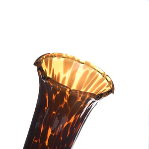 Decorazione del fuoco d'ambra. <span class=keywords><strong>Paralume</strong></span> in vetro tinta unita <span class=keywords><strong>marrone</strong></span> <span class=keywords><strong>paralume</strong></span> in vetro giglio colorato per luci a sospensione - Product Image 2