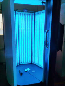 Cabina de Fototerapia UVB de <span class=keywords><strong>Cuerpo</strong></span> Completo Kernel KN-4001AB con 40 Lámparas UVB de 100W para Vitiligo, Psoriasis y <span class=keywords><strong>Dermatitis</strong></span> Atópica - Product Image 4