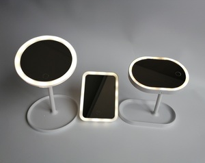 Custom Modern PP Material Plug-In LED Magnifying Makeup Tabletop Lamp with Touch Control and Stepless Dimming - Product Image 6