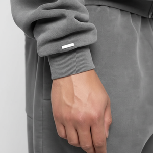 เสื้อฮู้ดดี้ผ้าฟลีซคอตตอนคุณภาพสูง 100% สำหรับฤดูหนาว หนานุ่ม แห้งเร็ว ระบายอากาศดี สไตล์สตรีทแวร์ สำหรับผู้ชายและผู้หญิง รับสกรีนโลโก้ ไซส์ใหญ่ - Product Image 1