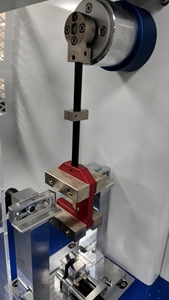 Testeur d'impact numérique multifonctionnel à écran tactile haute précision, normes ISO, ASTM et GB/T, Izod et Charpy - Product Image 4