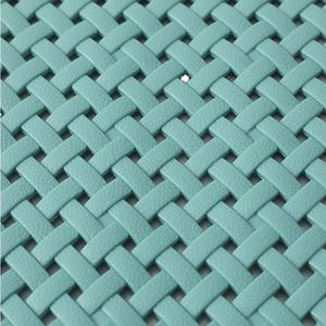 Tapis de nettoyage des pieds de douche antidérapant en PVC respectueux de l'environnement avec ventouses puissantes séchage rapide - Product Image 4