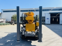 Foreuse de puits portable fiable et haute performance pour forage profond, équipement de forage de puits d'eau jusqu'à 180 m