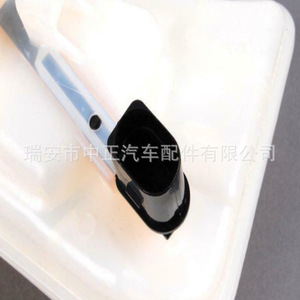 ถังน้ำมันเบรกพลาสติก DOT4 ยี่ห้อ Zhongzheng สำหรับรถยนต์ Audi A4 A6 S4 รุ่น 8E0611301G - Product Image 4