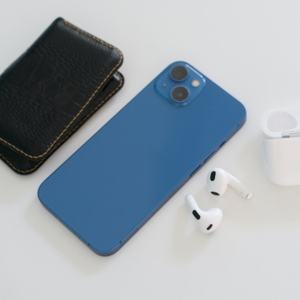 Téléphone portable d'occasion pour 13 Mini Pro version US, débloqué d'origine, 99 % neuf, avec 6 Go de RAM - Product Image 4