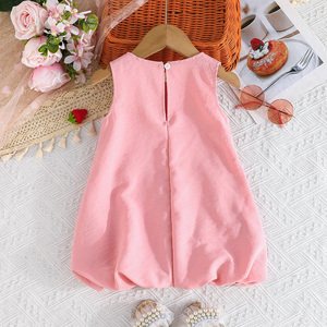 Robe d'été sans manches pour petites filles (6 mois-3 ans) avec jolie décoration fraise, antistatique et respirante, vêtements de fête pour bébés - Product Image 2
