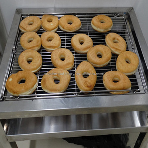 Moxin mejor <span class=keywords><strong>precio</strong></span> 4 filas comercial automático Donut freidora máquina nueva condición 1800 <span class=keywords><strong>Donuts</strong></span>/hora para la venta - Product Image 5