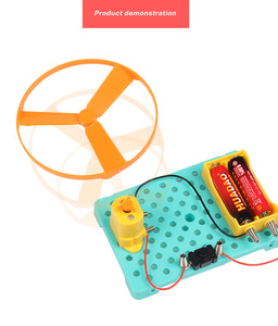 Kit d'expérimentation DIY : Soucoupe volante à hélice en plastique pour enfants et élèves - Mini ventilateur à piles, pack pédagogique <span class=keywords><strong>de</strong></span> <span class=keywords><strong>physique</strong></span> - Product Image 5