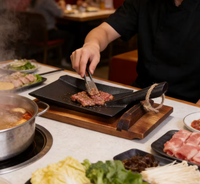 Plat de service en fonte de fer forgé, design créatif, en forme de pelle à bêcher à pointe, pour barbecue