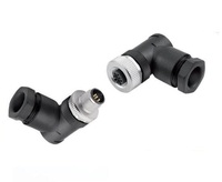 Connecteur 4 broches M12 	 Câble M12 4 broches femelle vers ouverture libre 	 Câble mâle-mâle M12 X-code 8 broches