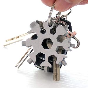 Cadeau d'affaires promotionnel de Noël <span class=keywords><strong>flocon</strong></span> de neige <span class=keywords><strong>flocon</strong></span> de neige outils multifonctions zinc personnalisé <span class=keywords><strong>flocon</strong></span> de neige porte-clés <span class=keywords><strong>multi</strong></span>-outils - Product Image 6