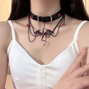 สร้อยคอจี้พู่ประดับลูกปัดลายมังกรสไตล์ดาร์กสำหรับผู้หญิง ดีไซน์ไม่ซ้ำใคร หวาน เท่ ทันสมัย และใช้งานได้หลากหลาย - Product Image 2