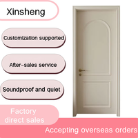 Puerta Batiente Interior de Madera Sólida con Arco Francés, Aislamiento Acústico y Antirrobo, Diseño Moderno, Marca Xinsheng, Tamaño Personalizado de Fábrica