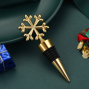 Bouchon de bouteille de vin de Noël créatif, design flocon de neige or argent, logo personnalisé, cadeau en métal élégant pour les occasions festives - Product Image 4