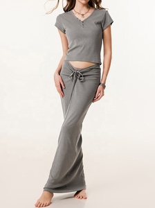 <span class=keywords><strong>T</strong></span>-<span class=keywords><strong>shirt</strong></span> pour <span class=keywords><strong>femme</strong></span> à col en V, <span class=keywords><strong>gris</strong></span> clair, nouvelle mode, logo personnalisé, mélange de coton et de spandex, <span class=keywords><strong>t</strong></span>-<span class=keywords><strong>shirt</strong></span> slim à boutons - Product Image 2