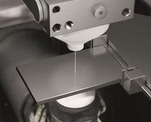 Machine d'edm de fil de vitesse de Type de <span class=keywords><strong>guide</strong></span> en métal de CNC de haute précision avec la machine de coupe de fil d'edm - Product Image 5